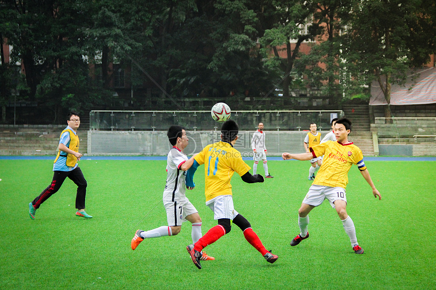 样的大型比 样的大型比